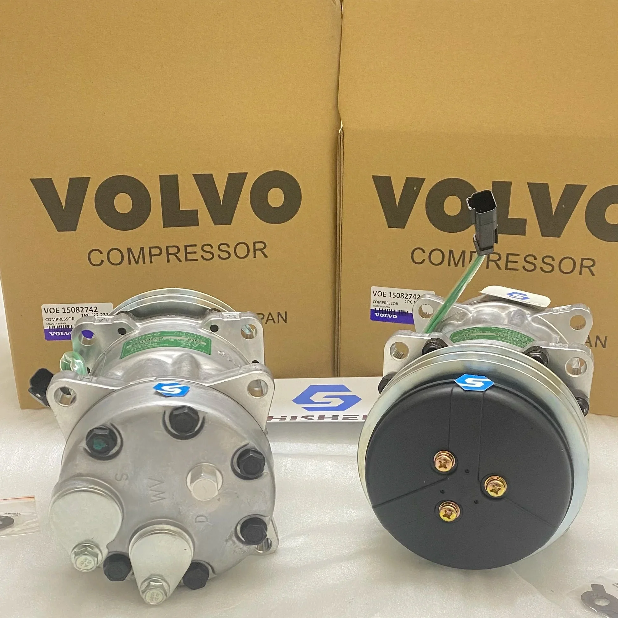 VOE11412632 EC140B EC160B EC180B EC210B EC240B EC290B  A/C Air Compressor 11104419 11412632 15082742