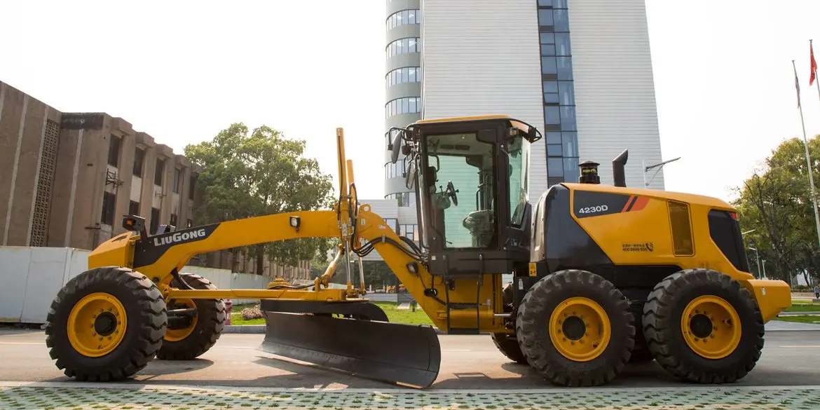 Ready for Delivery LIUGONG CLG4230D 230hp Mining Motor Grader with DCEC Engine in Stock