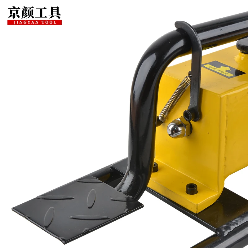 High pressure Portable Hydraulic oil pump  CFP-700D 700 Bar foot pedal air Hydraulic Pump