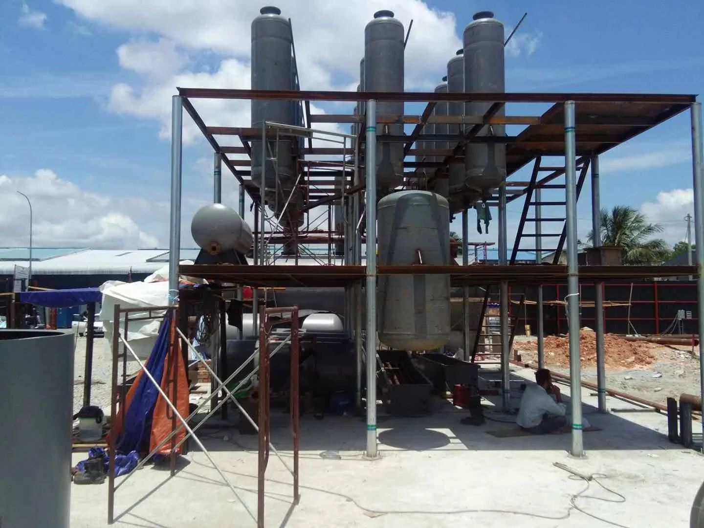 crude petroleum used engine oil  Distillation Column  plant
