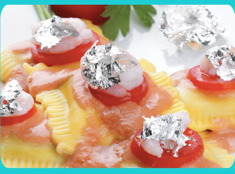 High quality 11*11Cm Pure Silver Leaf Edible Foil Leaf sheets for Food Cake Chocolate Decoration