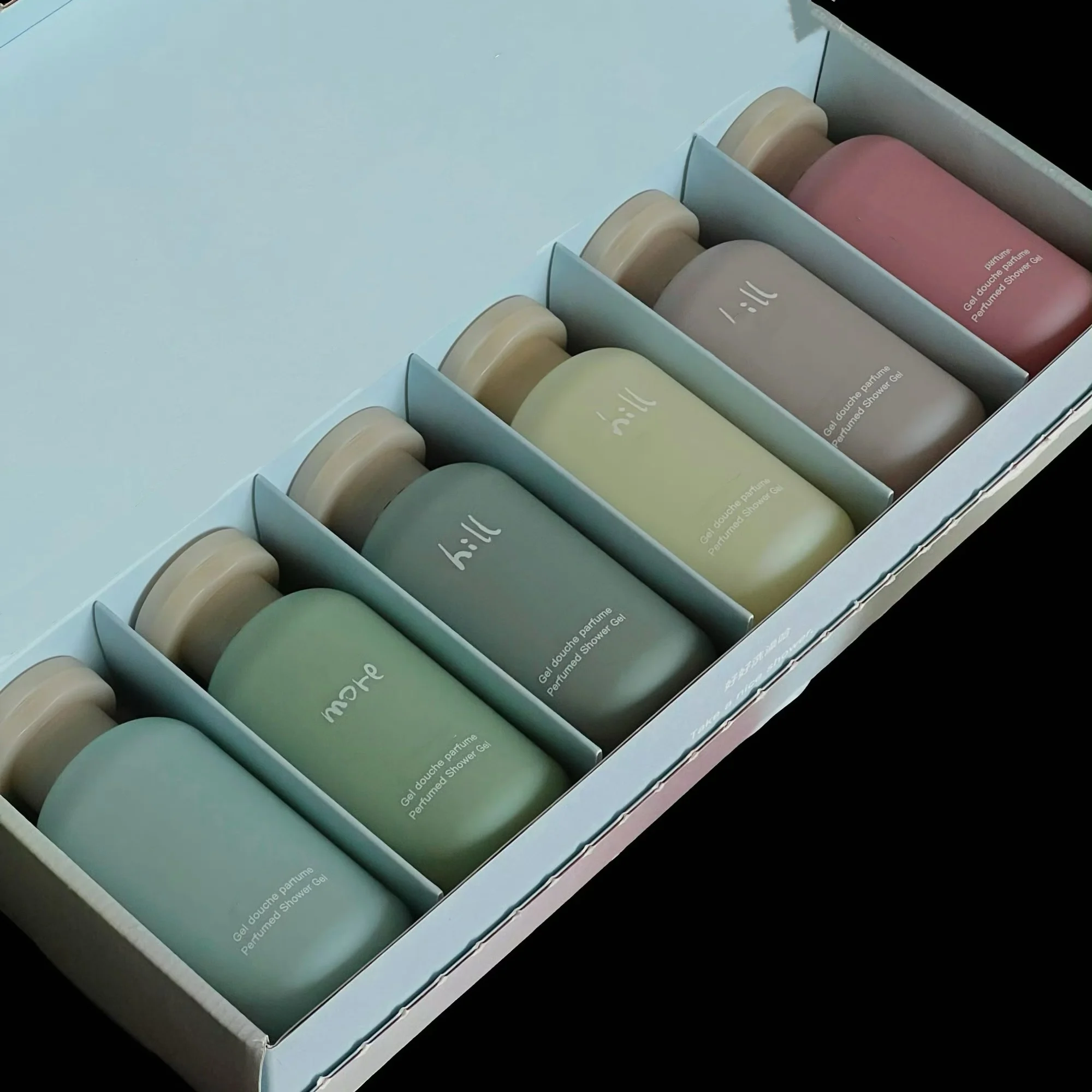 Matte Color Eco PE Plastic 200ml/500ml Bottles Screw Flip Top Cap Body Scrub Lotion Shampoo Cosmetic Containers 50g Capacity