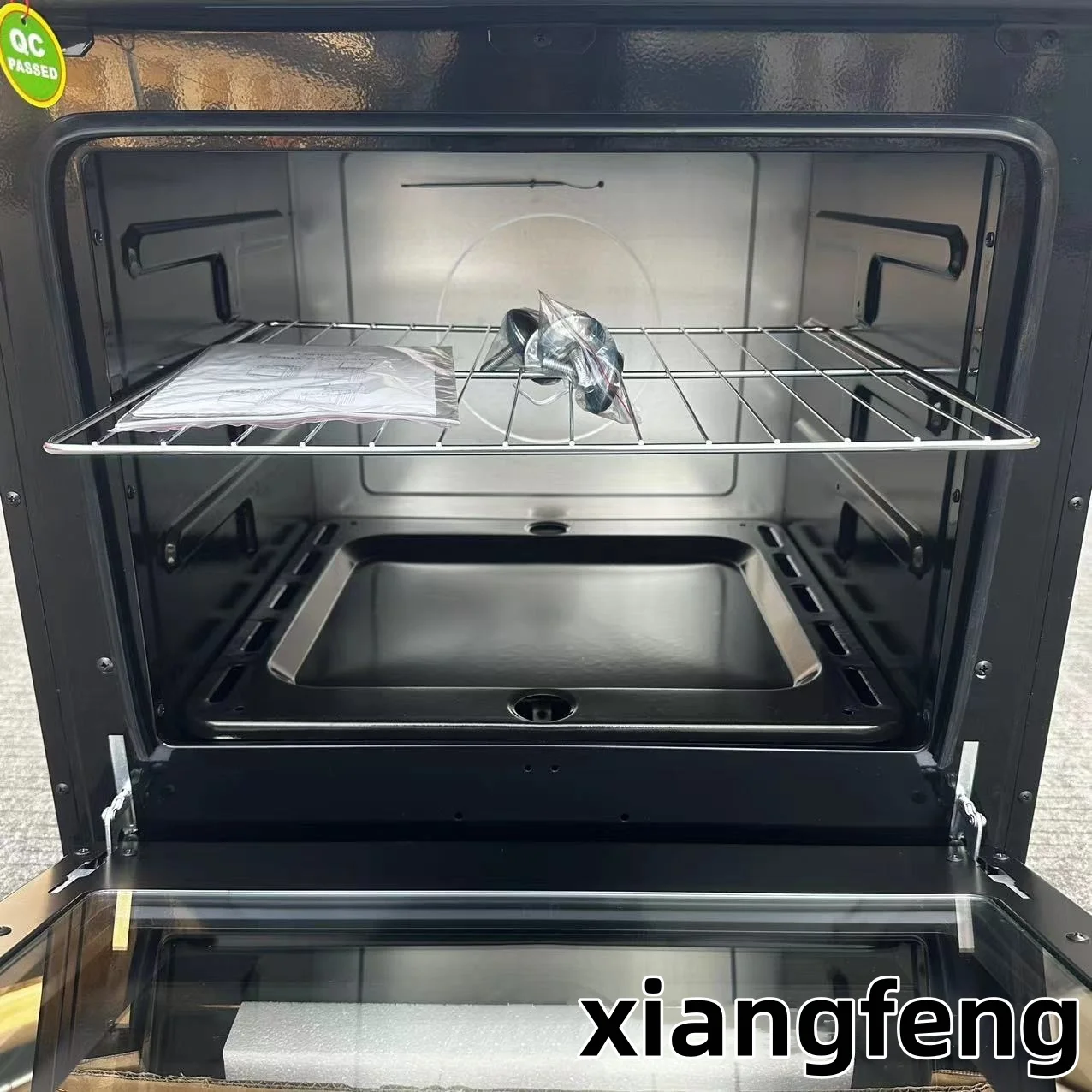 Hot Selling Customizable Lar Capacity Conjoined Oven 3 Gas and 1 Electric Built-in Stainless Steel and Glass Oven