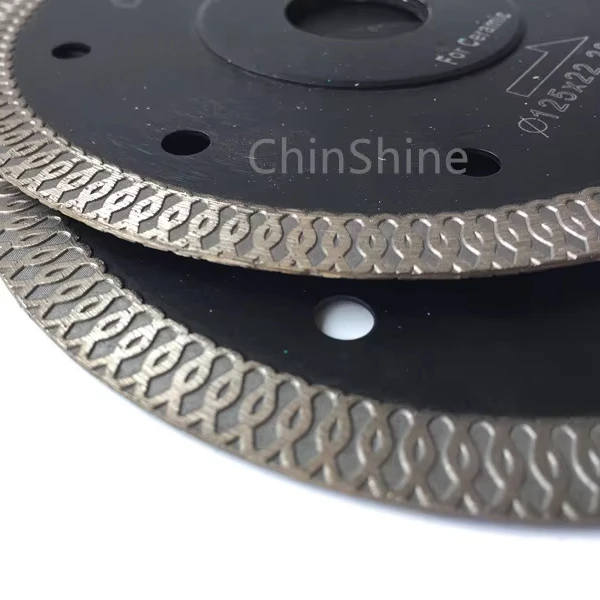 Fish striate sintered  diamond saw blade continuous circular cutter for cutting ceramic