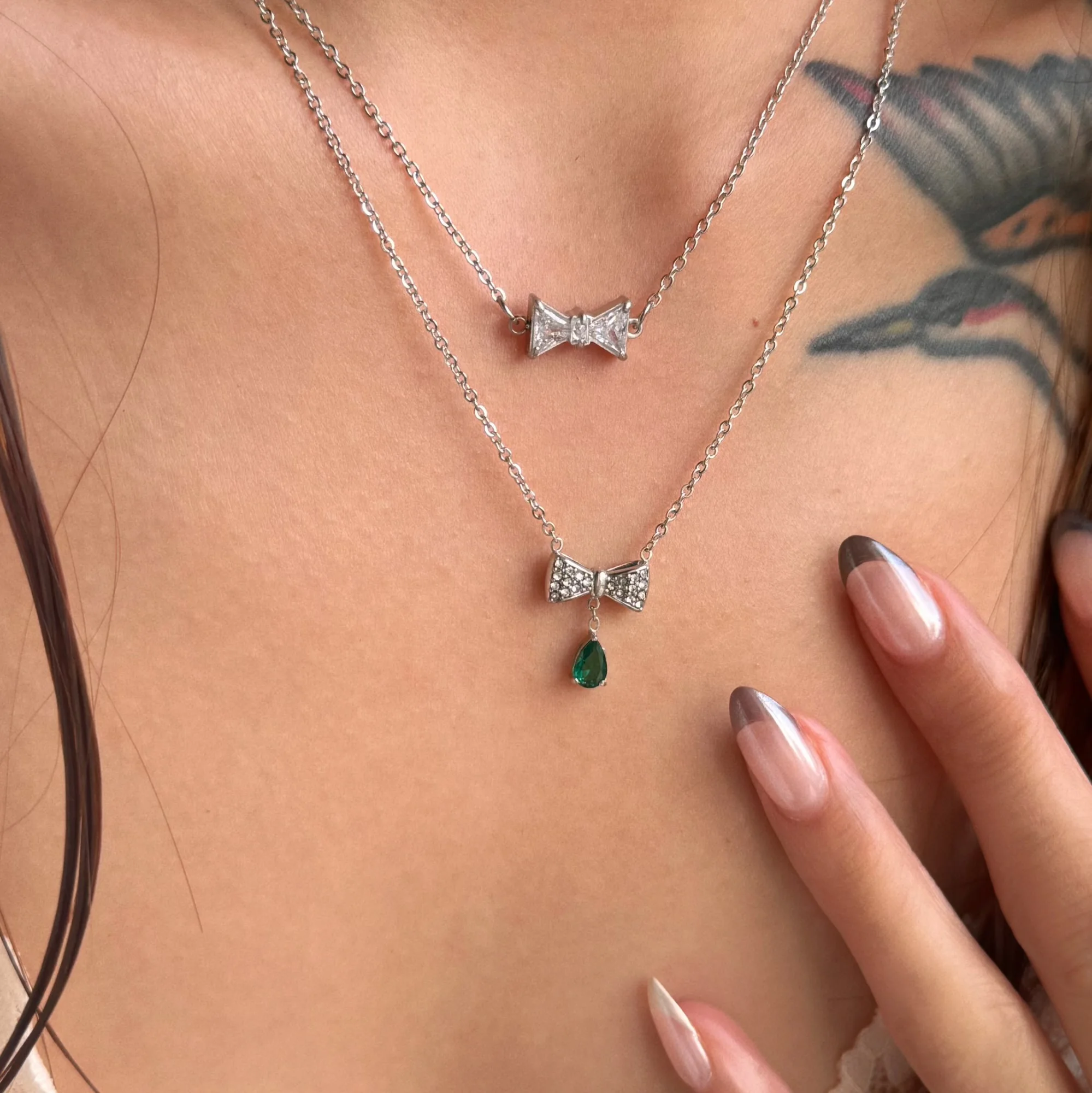 2024 Dazan New 18k Gold Plated Tarnish Free Stainless Steel Classic Bow Butterfly Tie Green Zircon Pendant Chain Necklace Women