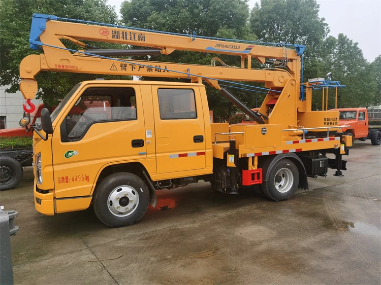 JMC 13m Diesel Truck-Mounted Crane With Cradle Automatic/New  for Aerial Work Platform Available Sale