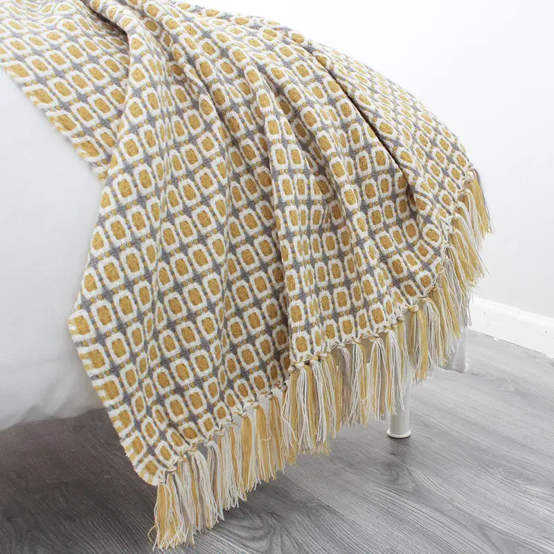 OEM Wholesale American Pastoral Style Simple Plaid Knit Tassel Super Soft Solid Woven Pastoral Wind Covered Blanket For Bed Sofa