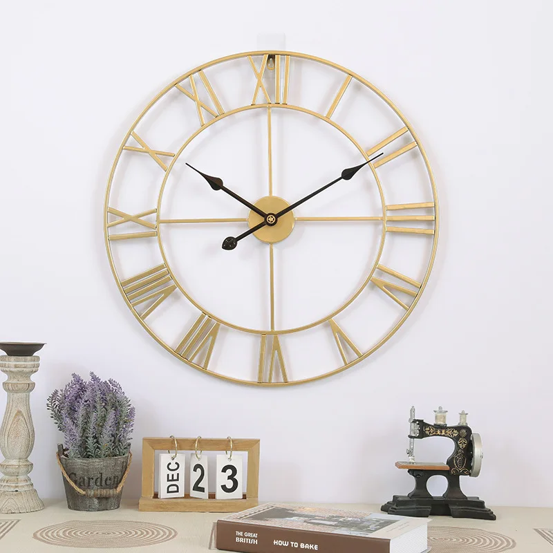 Home Decor Round Retro Wall Clock Modern Hanging Roman Numerals Metal Wall Clock Customize Living Room Bronze Color Wall Clock