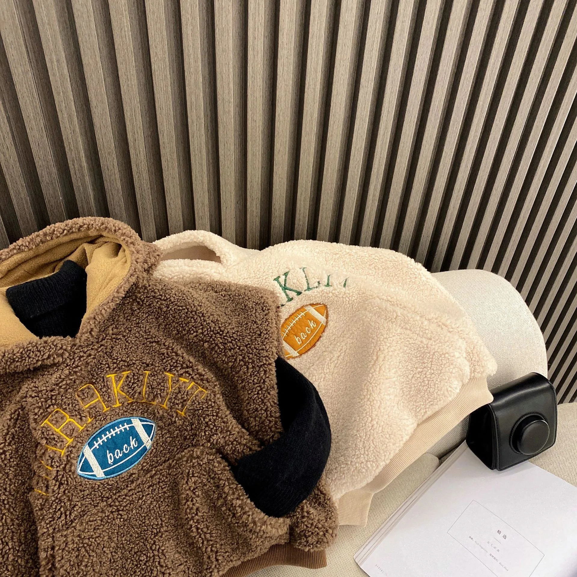 Winter Kids Hoodies Fur Lining Girls Sweatshirts children boys sherpa fleece embroidery hoodie Girs Hooded jacket