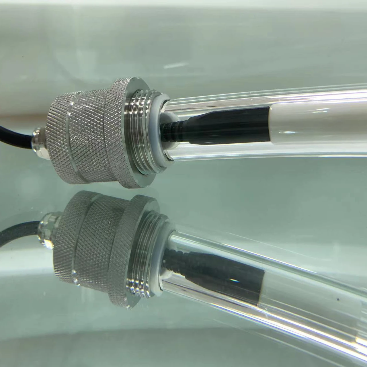 waterproof uvc lamp aquaculture light Integrated submersible water germicidal uv lamp for water Aqua sterilization