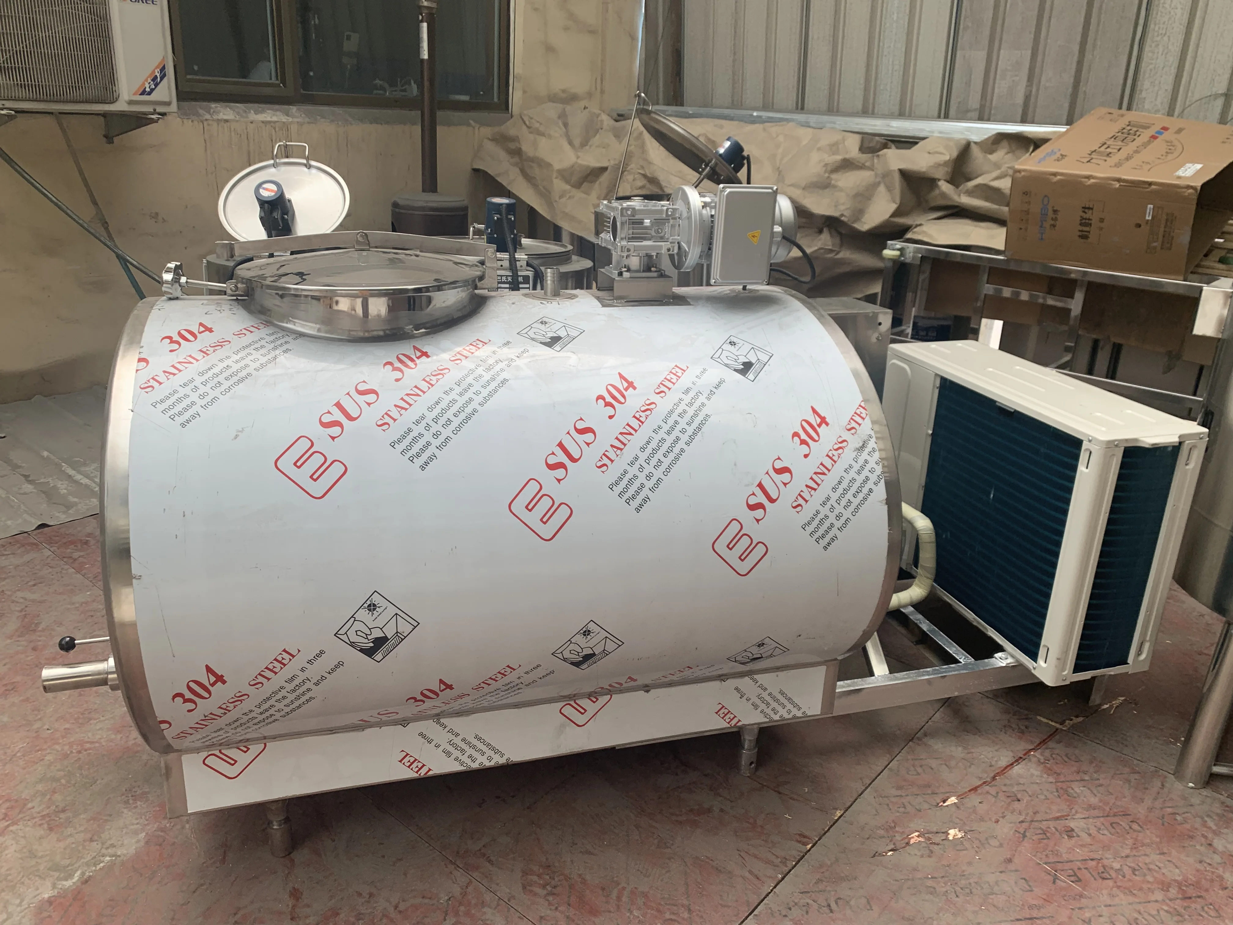 Milk Storage Tank Stainless Steel Transportation Tank Milk Cooler 500litres Tank