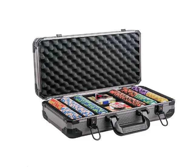 Professional poker chips set in aluminum case 300pcs per set for aluminum