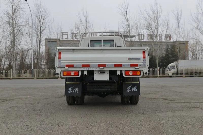 Dongfeng bully w15 1.5L 113 HP 3.05M used single row breast board mini truck