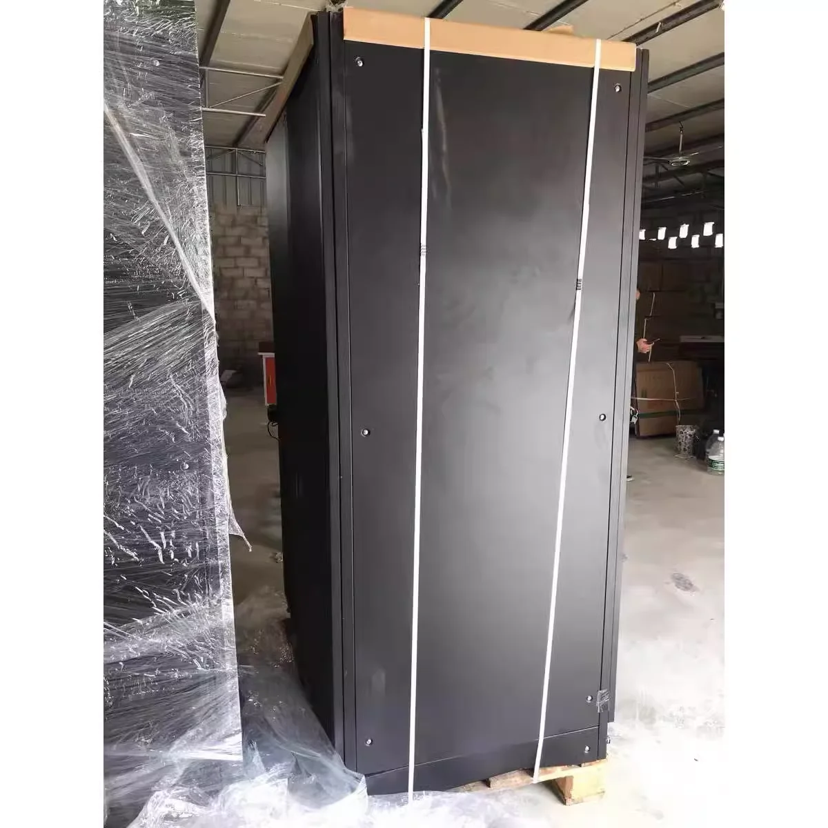 Hu awei UPS5000-A-500K-FC UPS5000-A 500 кВА Трехфазная четырехпроводная система 380 В ИБП бесперебойный источник питания кВт модульные
