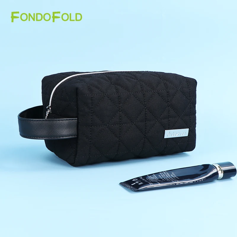 Сумка для макияжа CK0223-BK