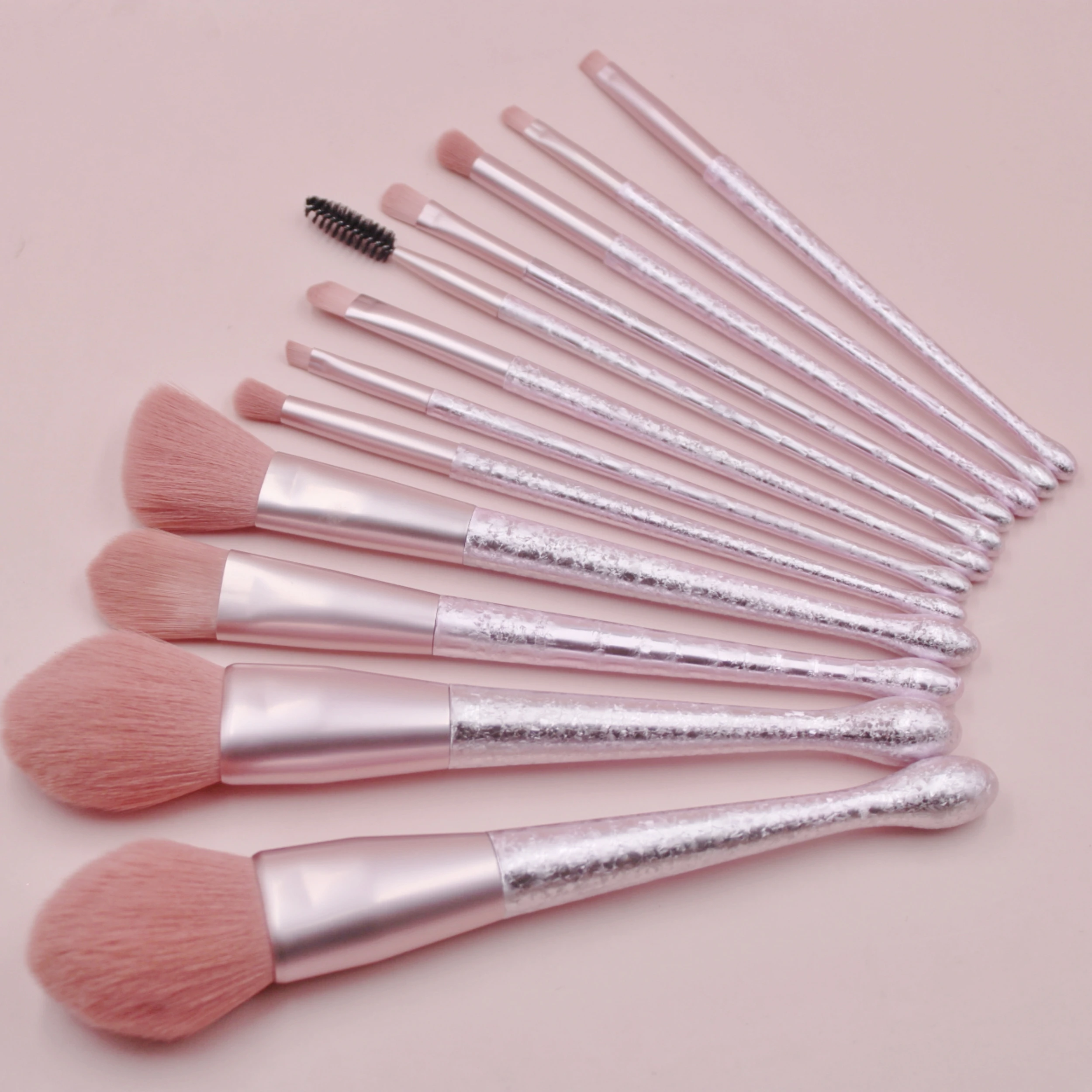 Brushes face Apply and blend foundation powder and mineral  Makeup brush set