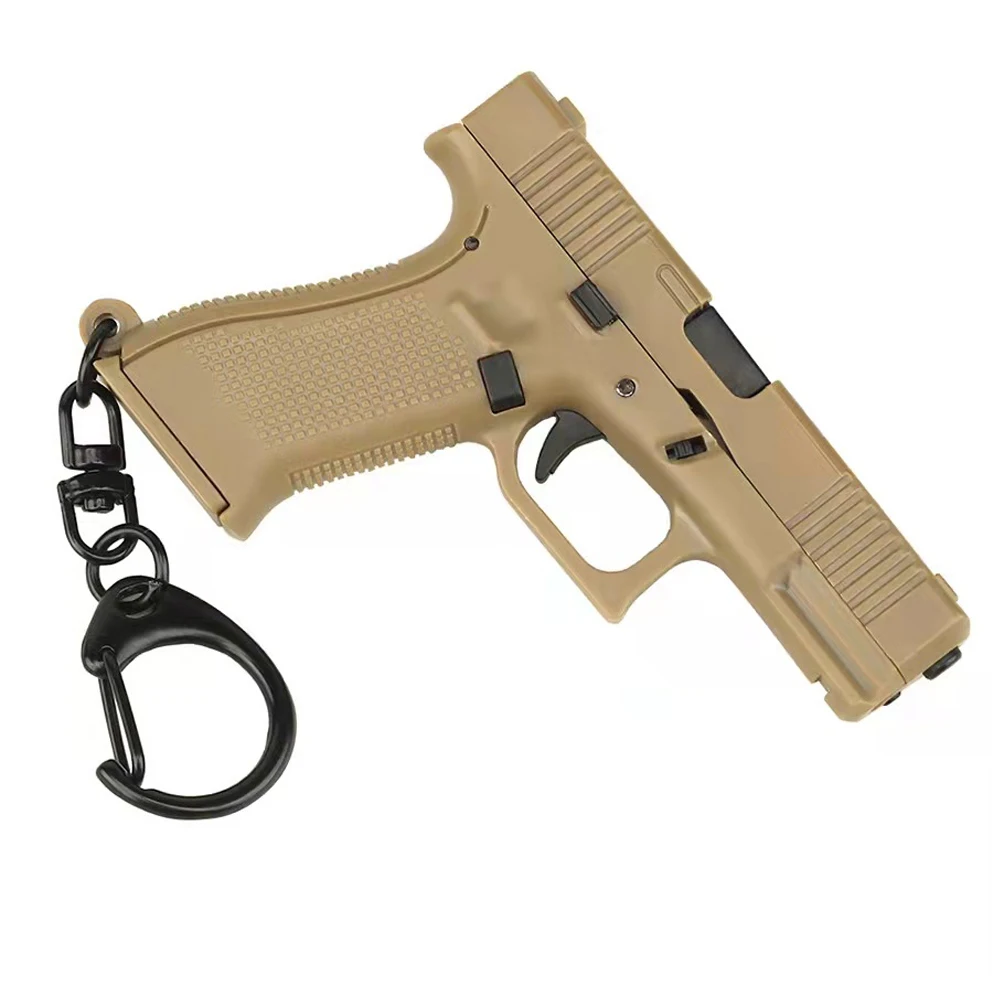 Mini Pistol G45 Model Keychain 1:4 Reduced Mode Plastic Key Ring Gu n Shape Decoration Birthday Gift Toy Trend Boy