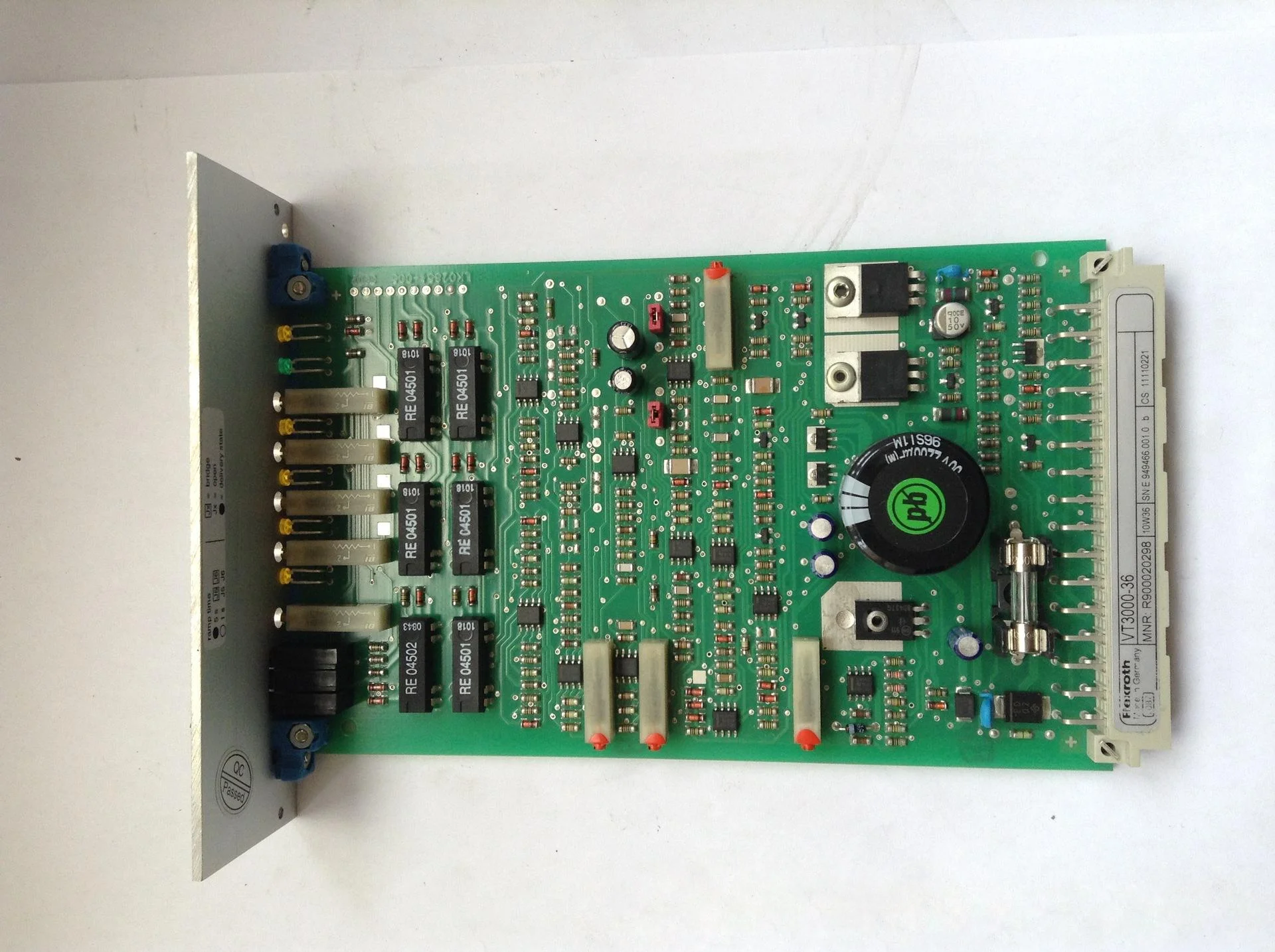  Rexroth электронный усилитель для пропорциональных клапанов 0811405162
