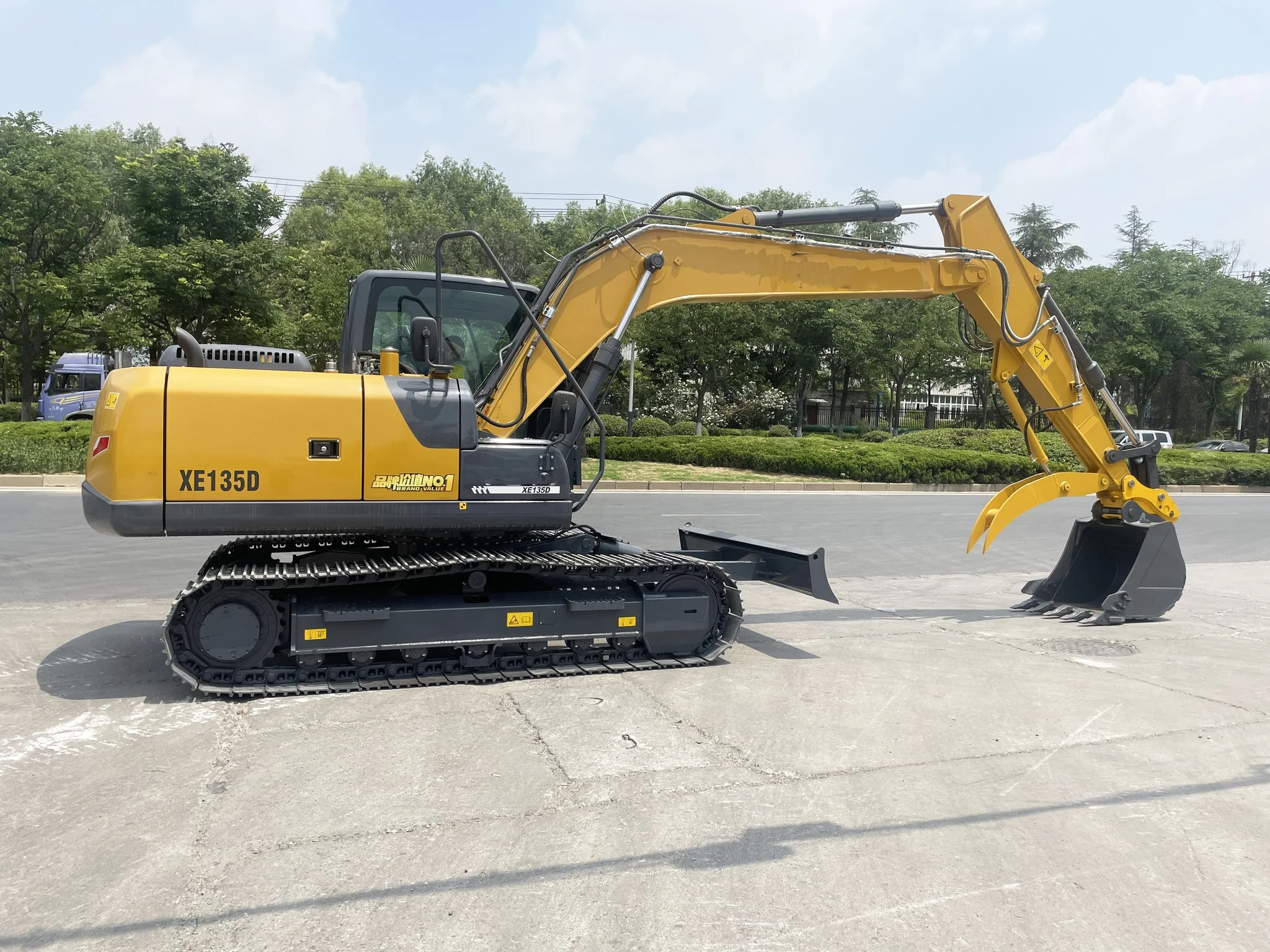 Мощный двигатель 13Ton гусеничный экскаватор XE135D XE135GA