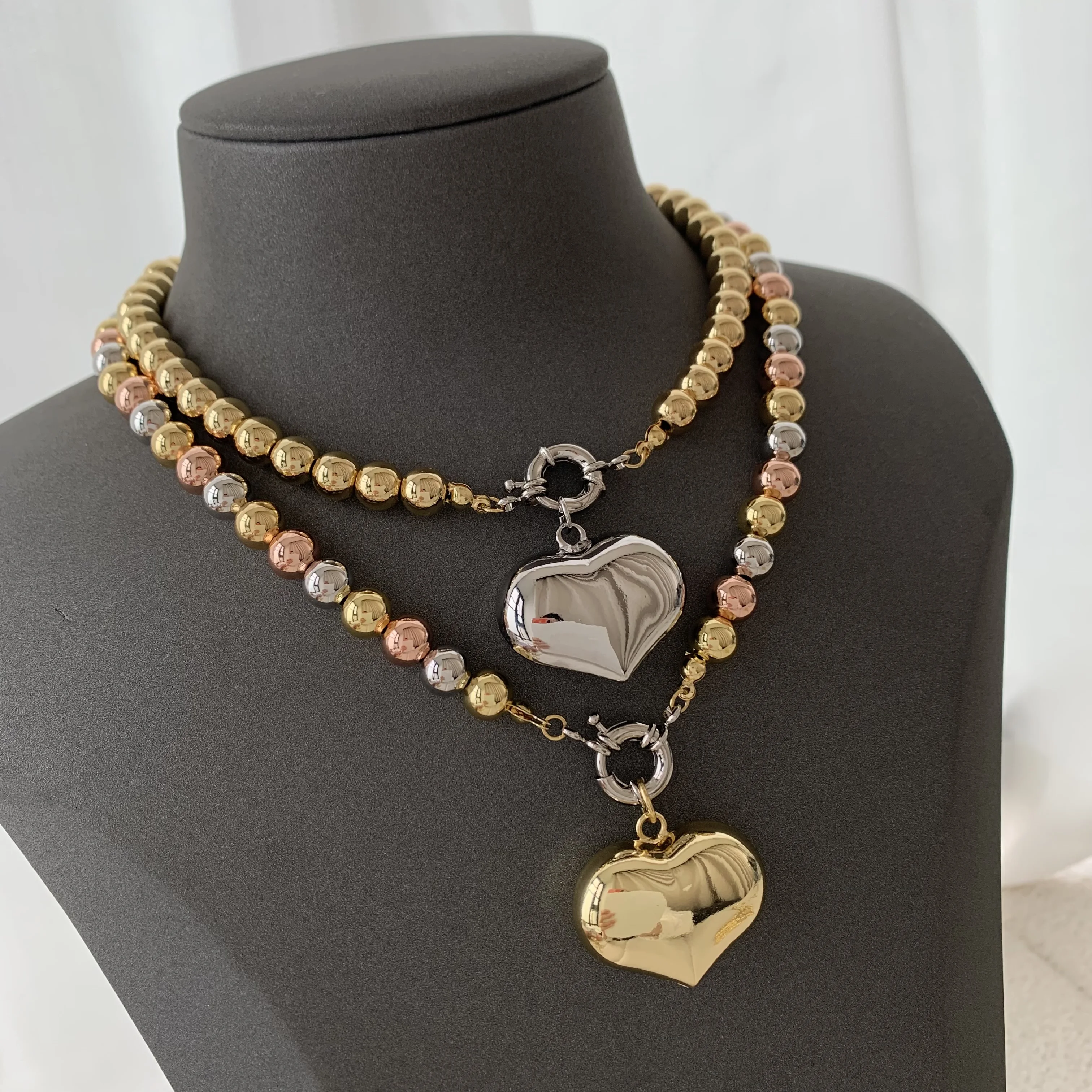 LS- C2904 Minimalist necklace trendy style luxury beaded   necklace for women heart pendant necklace daily wear