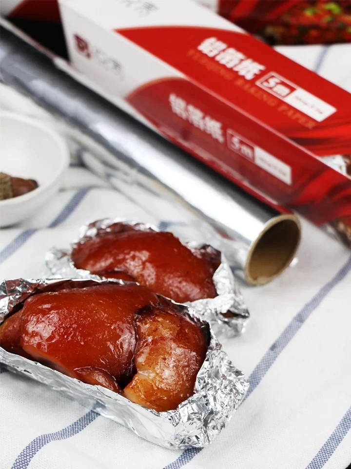 Heavy Duty 37.5m Food Wrapping Tin Foil Roll  Takeout Food Aluminum Foil Roll