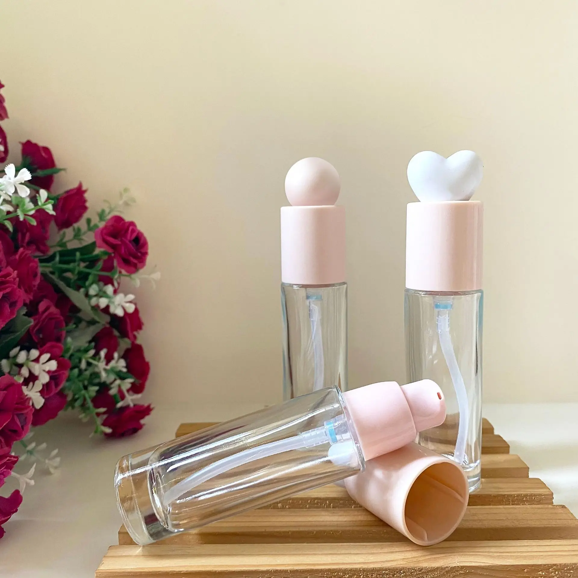 30 ml heart top sample spray bottle cosmetics made with pump