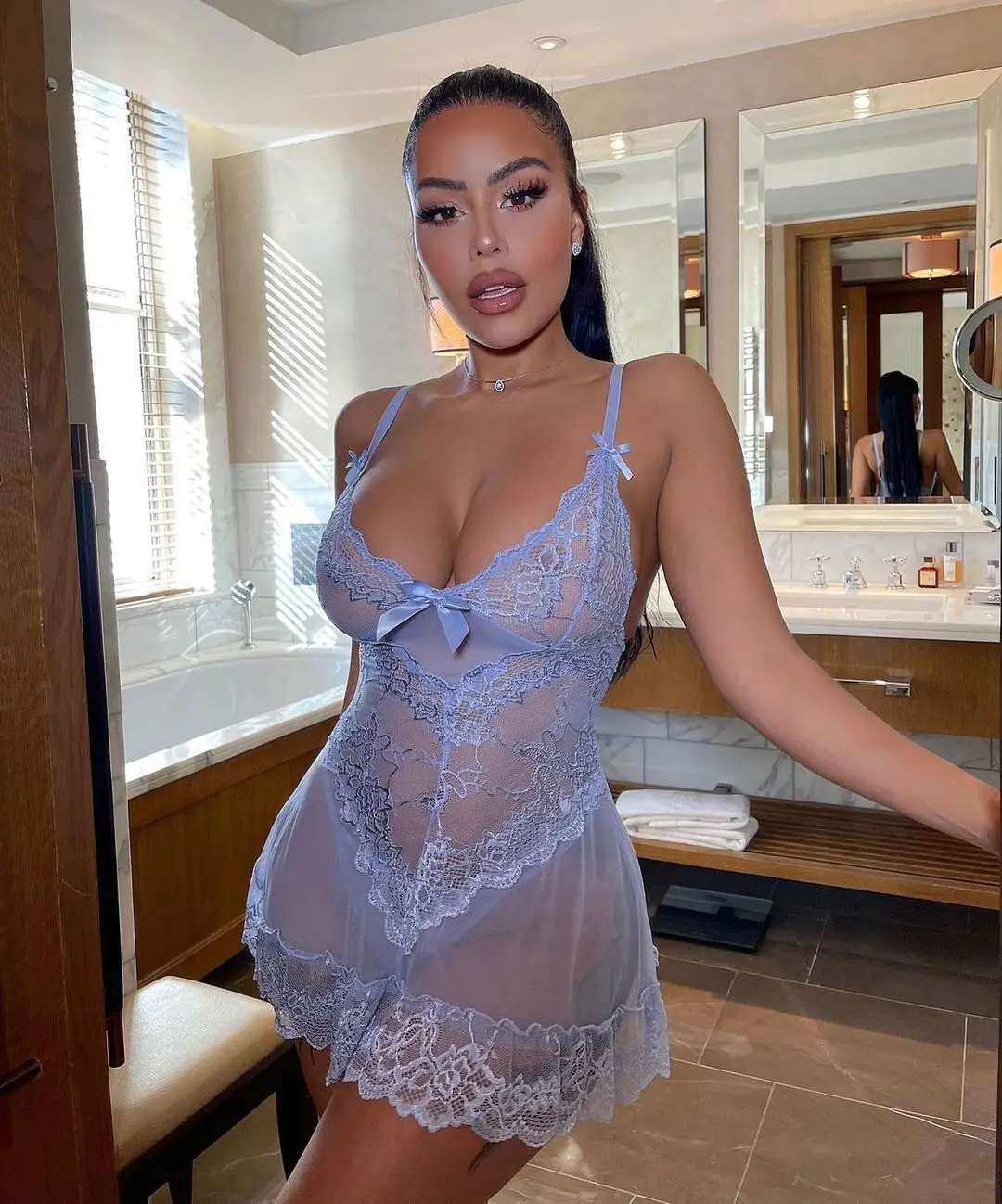 
japanese mature women sexy lingeries sexy naked costume 