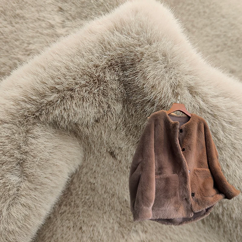 China manufacturer wholesale high quality 100% polyester artificial mink skin for garment sofa and toy cheap fabric