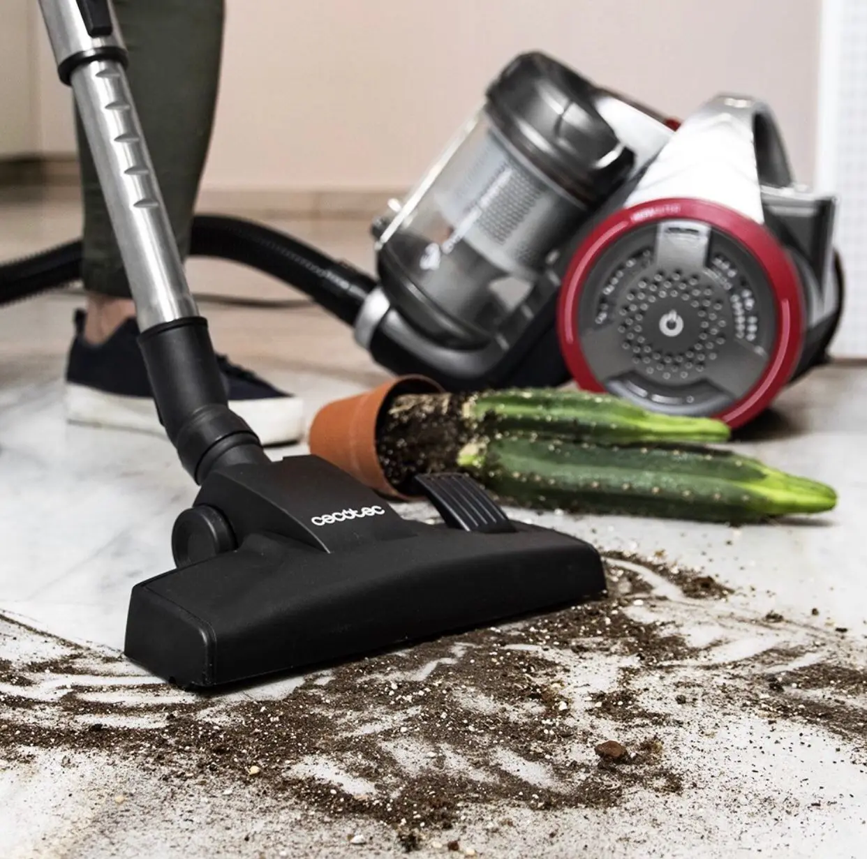 3.5l big canister vacuum cleaner cyclone cone HEPA Filter stainless steel 5m cable corded  700W eco motor 18kpa