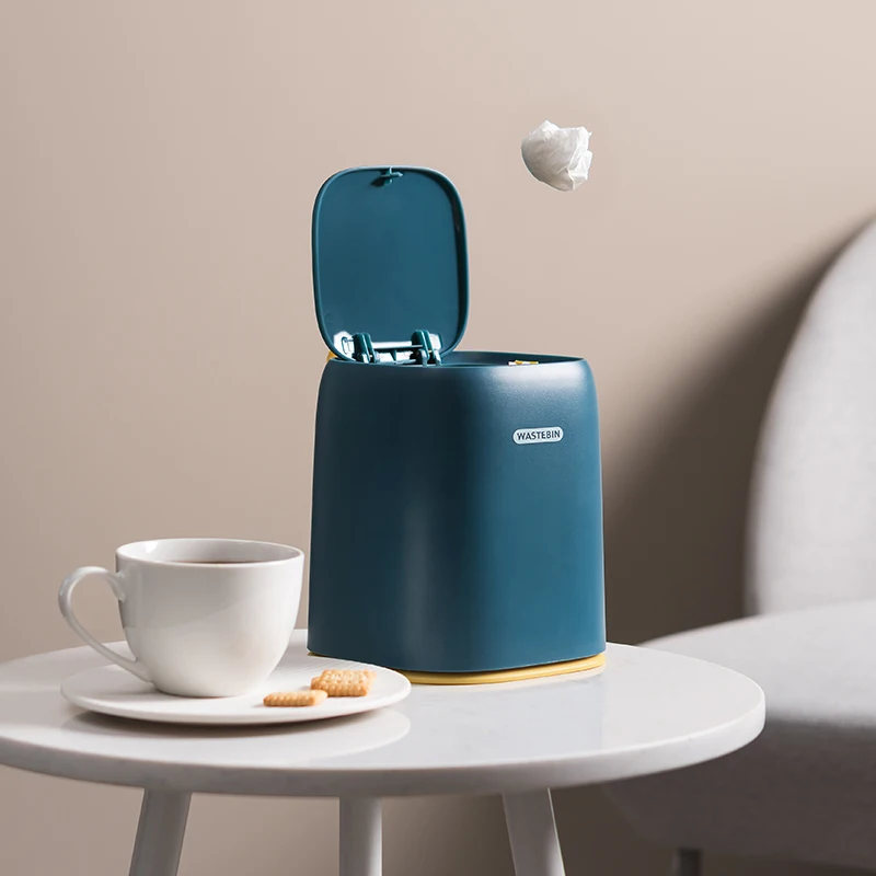 Pinmoo Hot Sale 1.2 Liter Plastic Trash Can Square Mini Desktop Kids Trash Bin