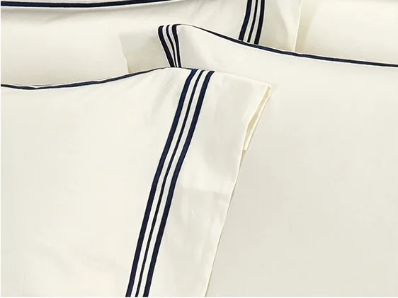 Custom wholesale 100% cotton embroidery hotel linen duvet cover flat sheet set bedding Set