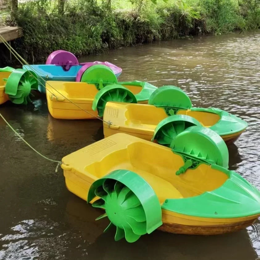 Outdoor Lake River Ocen Funny 4 Sizes Hand Cranked Paddle Boats For Pool Adult Kids Bumper Boats For Rental