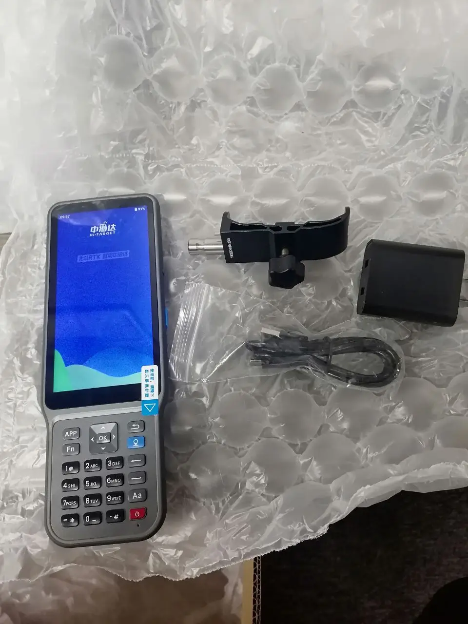 Portable And Compact Gps Rtk Base And Rover Gnss Receiver Hi-Target V500 Rtk Surveying Instrument