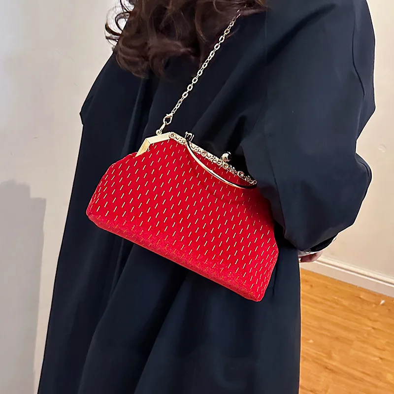 Ladies small clutch purse for evening party clip closure handbags for lady elegant shoulder bags for women