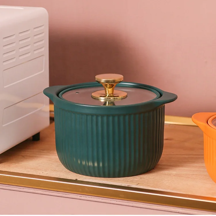 Матовая Цветная глазурь керамическая кастрюля для запекания со стеклянной крышкой изолированная кухонная посуда