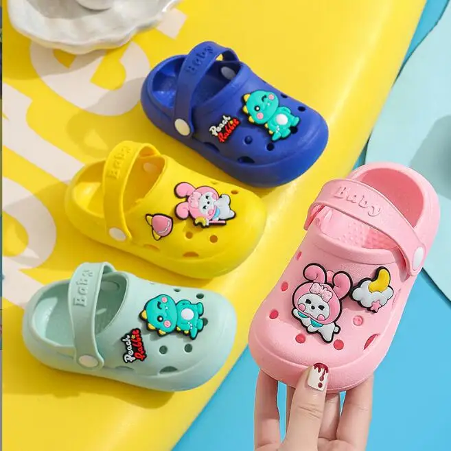 New design soft safe children sandal clogs anti-skid cute kids beach sandals Baby Cartoon Dinosaur duck whale clogs