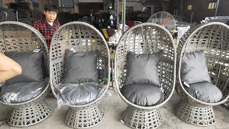 Outdoor Garden Sets Patio Rattan Wicker Egg Chair With Cushion For Garden And Balcony Use