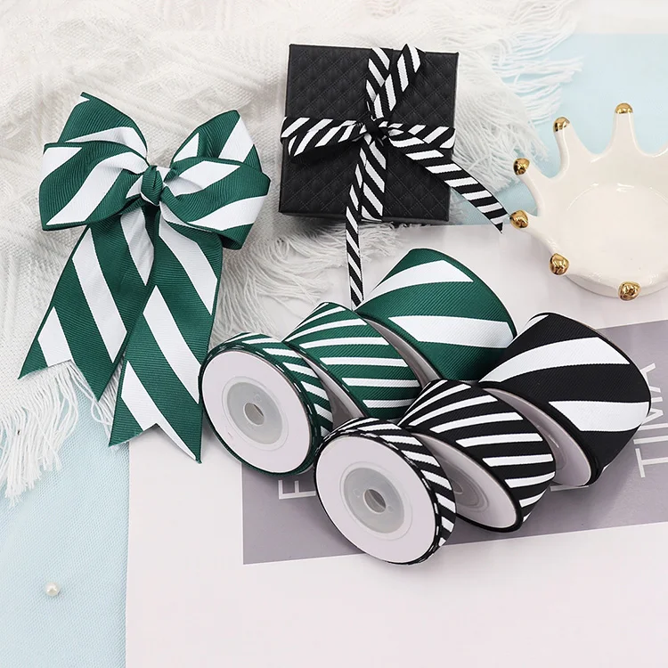 Hot Sale Diagonal Stripe Thread Carnival Gift Box Packaging Festive Decoration Christmas Ribbon