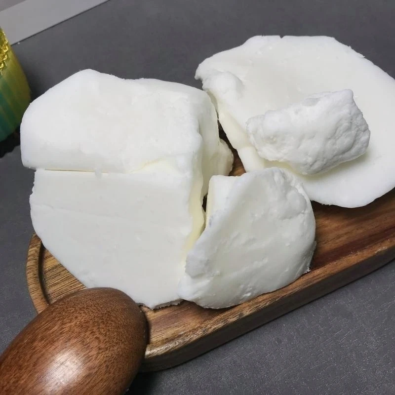 Factory Custom Natural Eco-Friendly Coconut Soy Wax For Scented Luxury Candle Making
