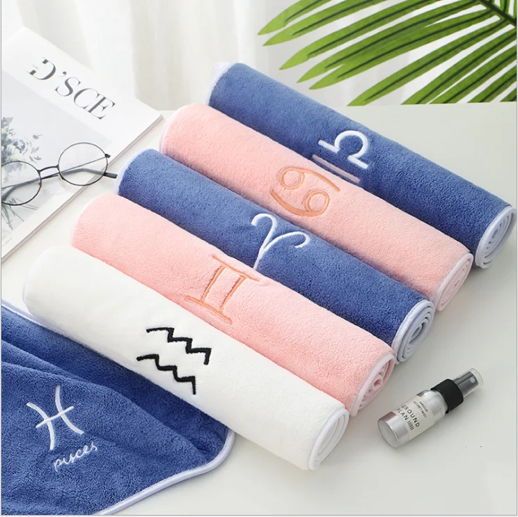 
no moq high quality Luxurious microfiber custom gym towel fitness small hand face towel embroidery sport towel with pink logo 