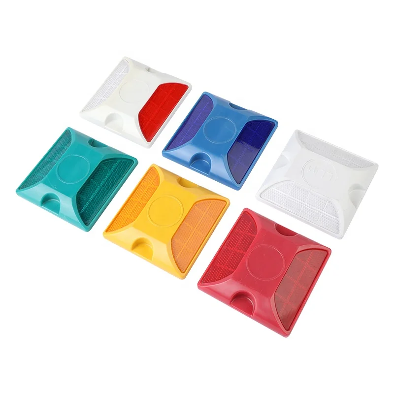 Factory Free Sample Highway Reflector Plastic Reflective Road Stud Engineering Plastic Cat Eye Road Stud for Traffic Safety