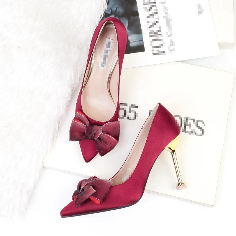 wholesale fashion designer shoe pointed toe bowknot silk high heel pump shoes