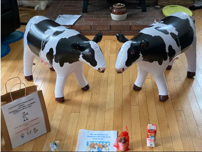 Plastic PVC Inflatable toys Milka Cow inflatable animal toy Stuffed Animal giant blow up Amazon hot sale theme party decor