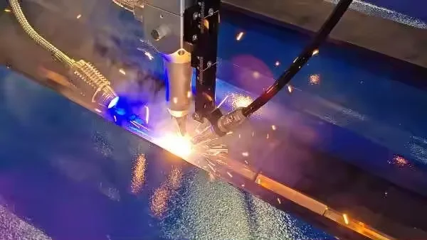 FED 3000w Automatic metal cylinder tank duct chimney seam welding machine TIG Mig Laser Welder