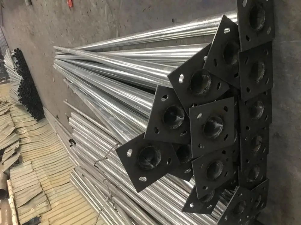 Outdoor stainless steel 6m 8m 9m 10m 12m solar round power energy galvanized Q235 street light pole