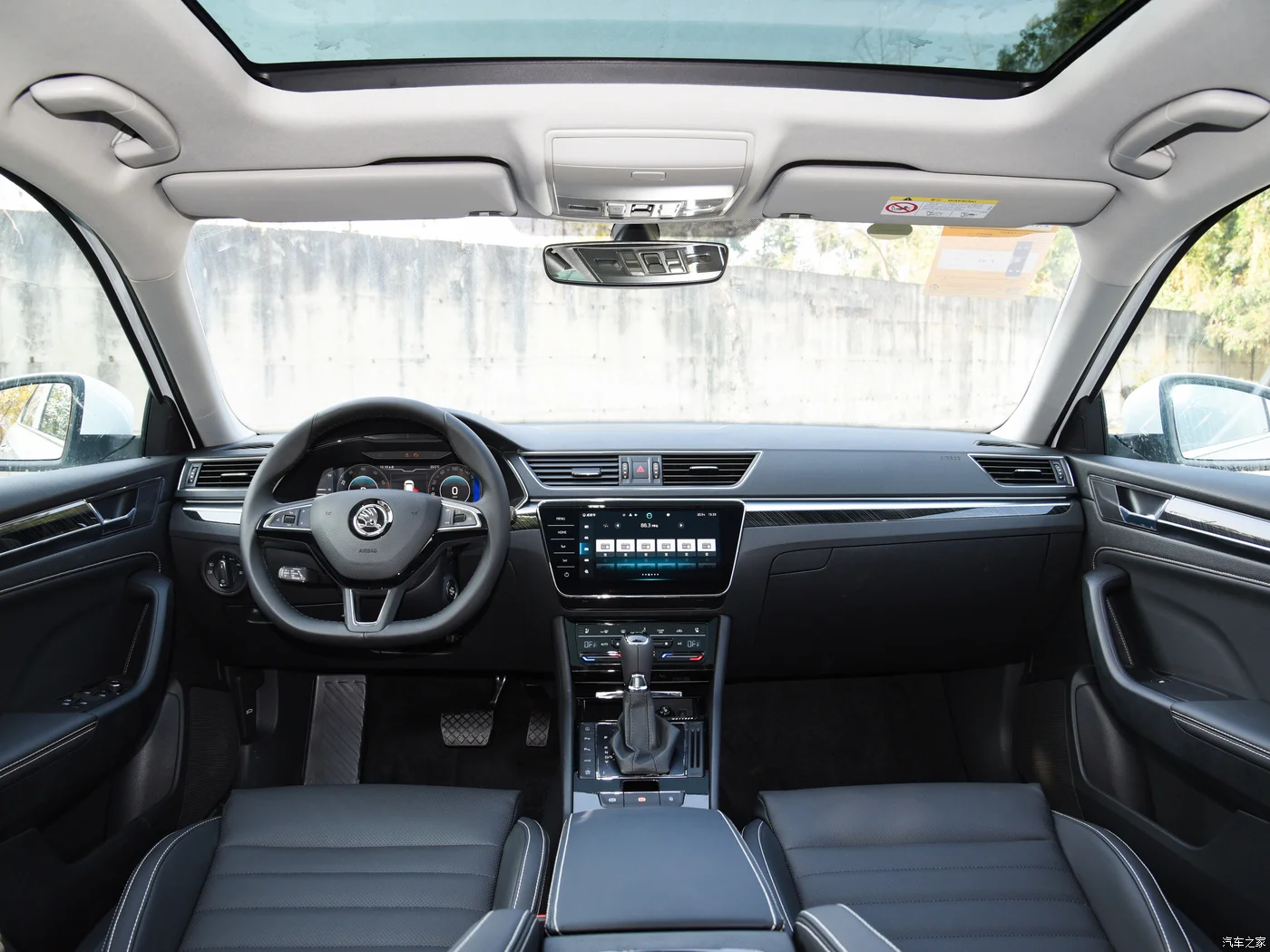 2024 Latest Models new car SKODA SUPERB with German quality B-class sedan with reliable quality produced in ChinaHigh Quality