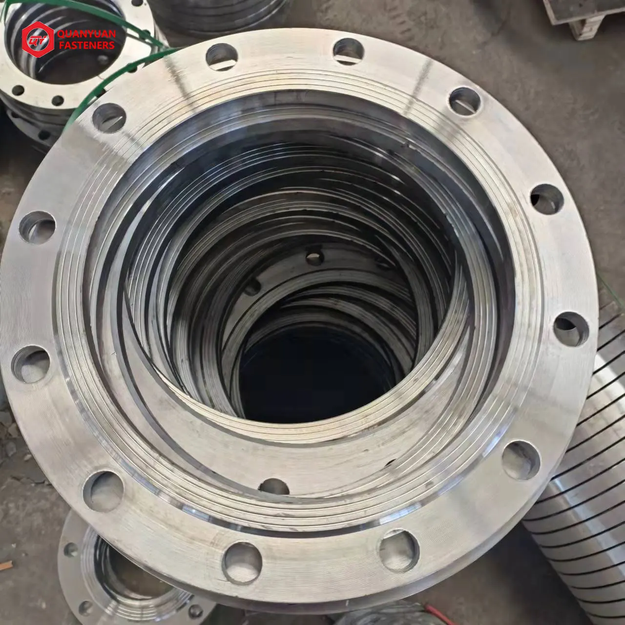 Stainless Steel High Pressure Flat Welding Flange With Neck Socket Welding Flange for Pipeline