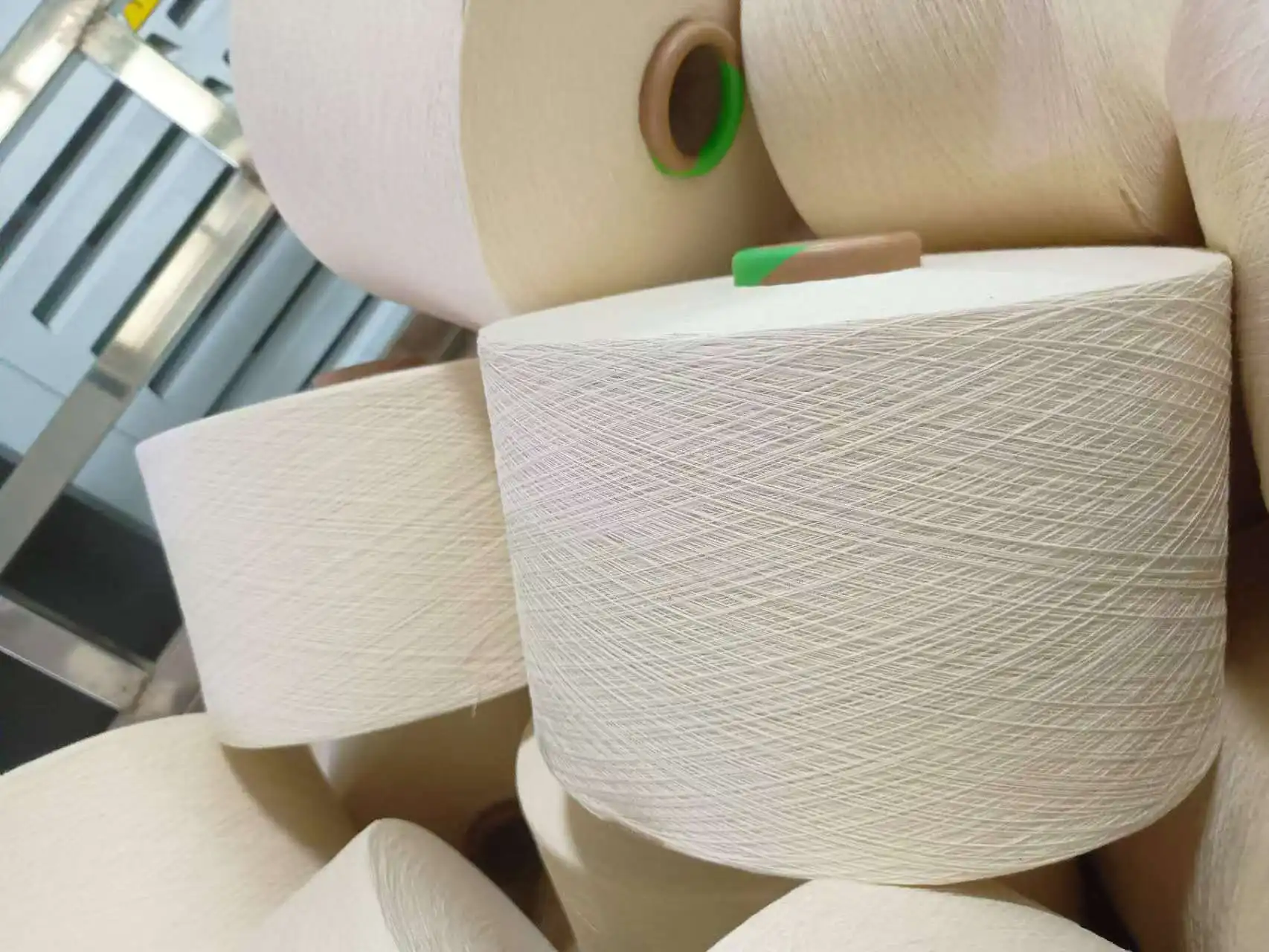 100% Cotton Air Spinning Yarn OE cotton yarn For Knitting And Weaving