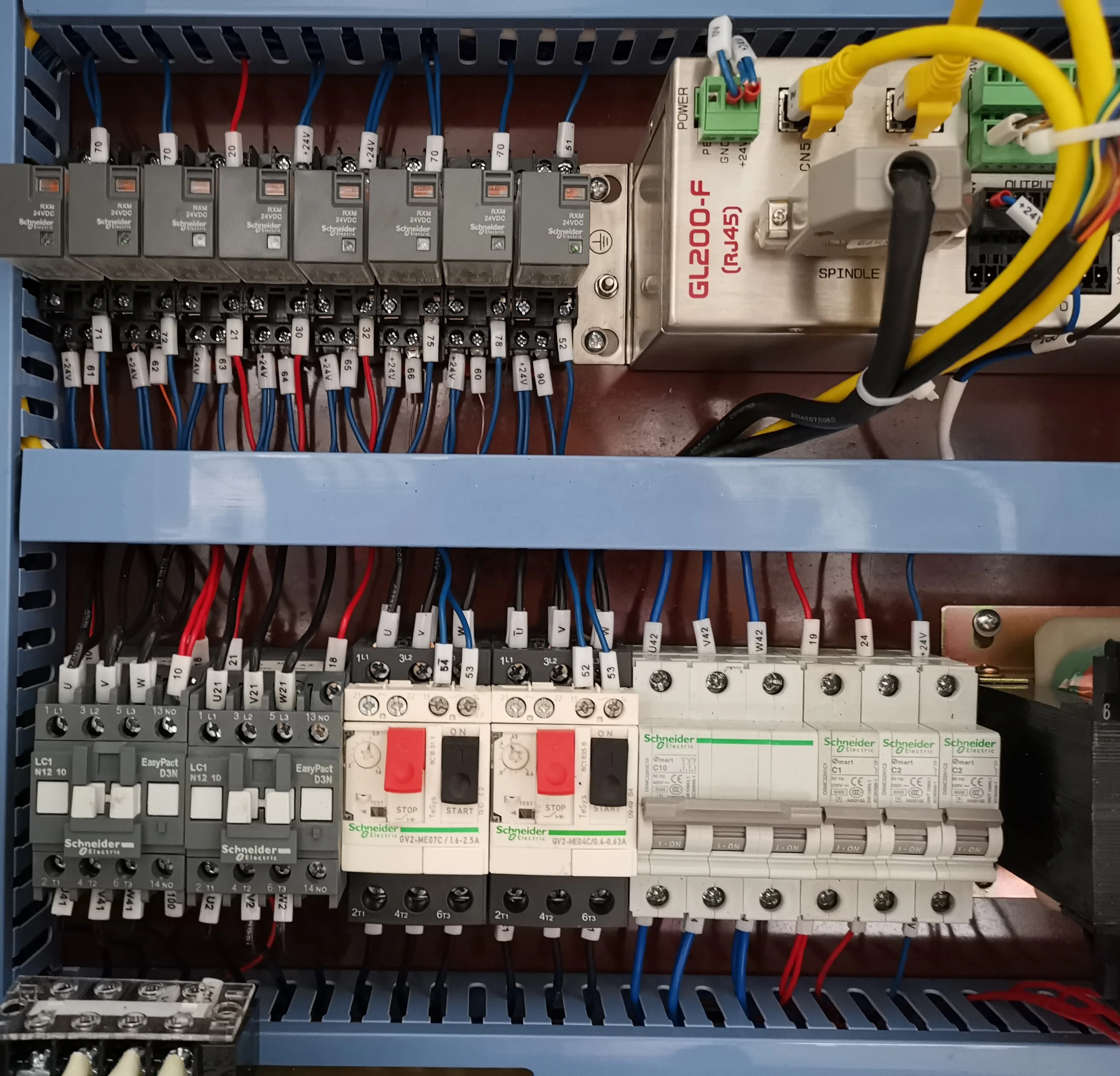 
BL-Z0632 High Quality Cheap Taiwan Standard Germany Technology Flat Bed CNC lathe milling machine 