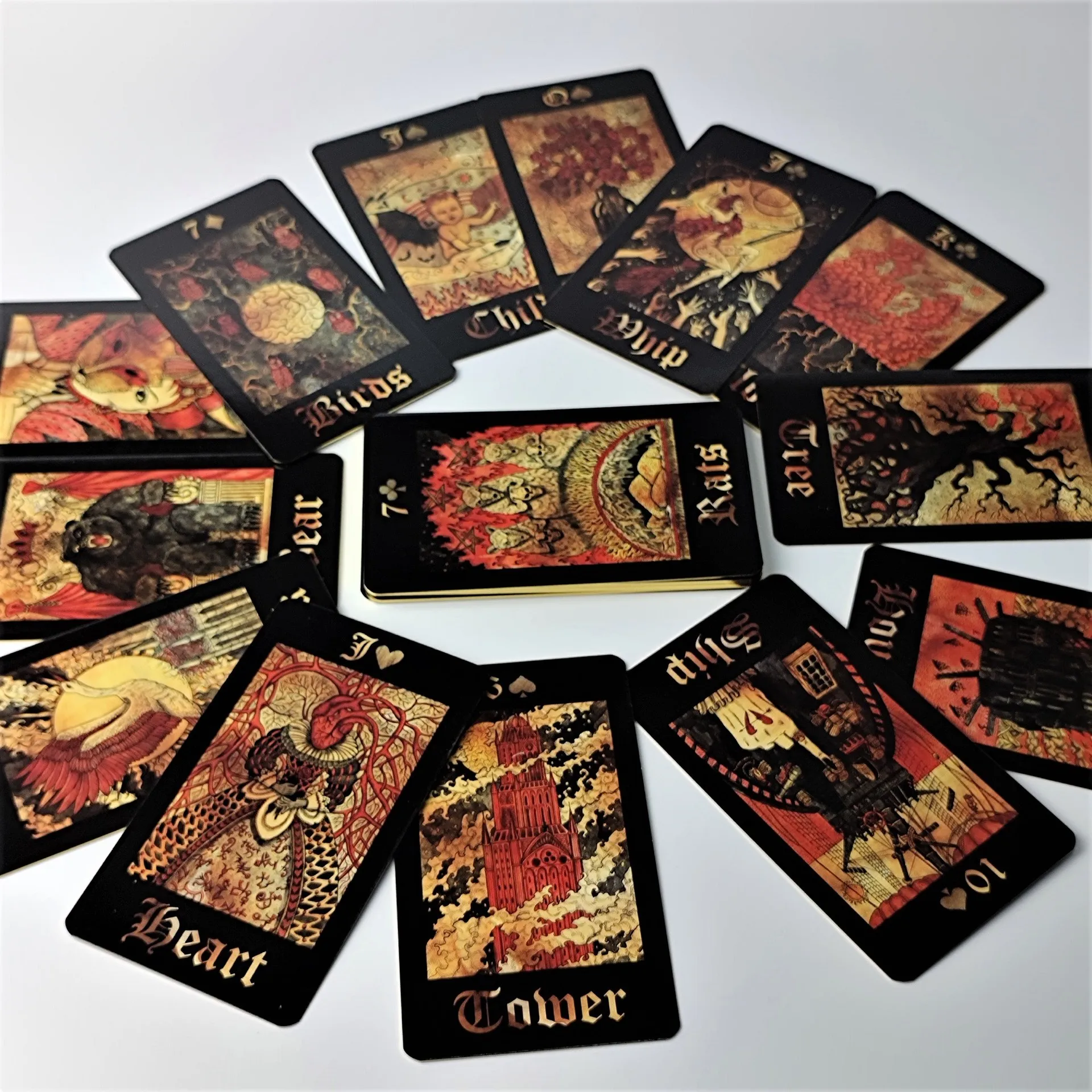 Oracular Tarot Card Set Knight Series English Version Boxed Art Paper 2mm Thickness Embossed Bronzing Process Board Game
